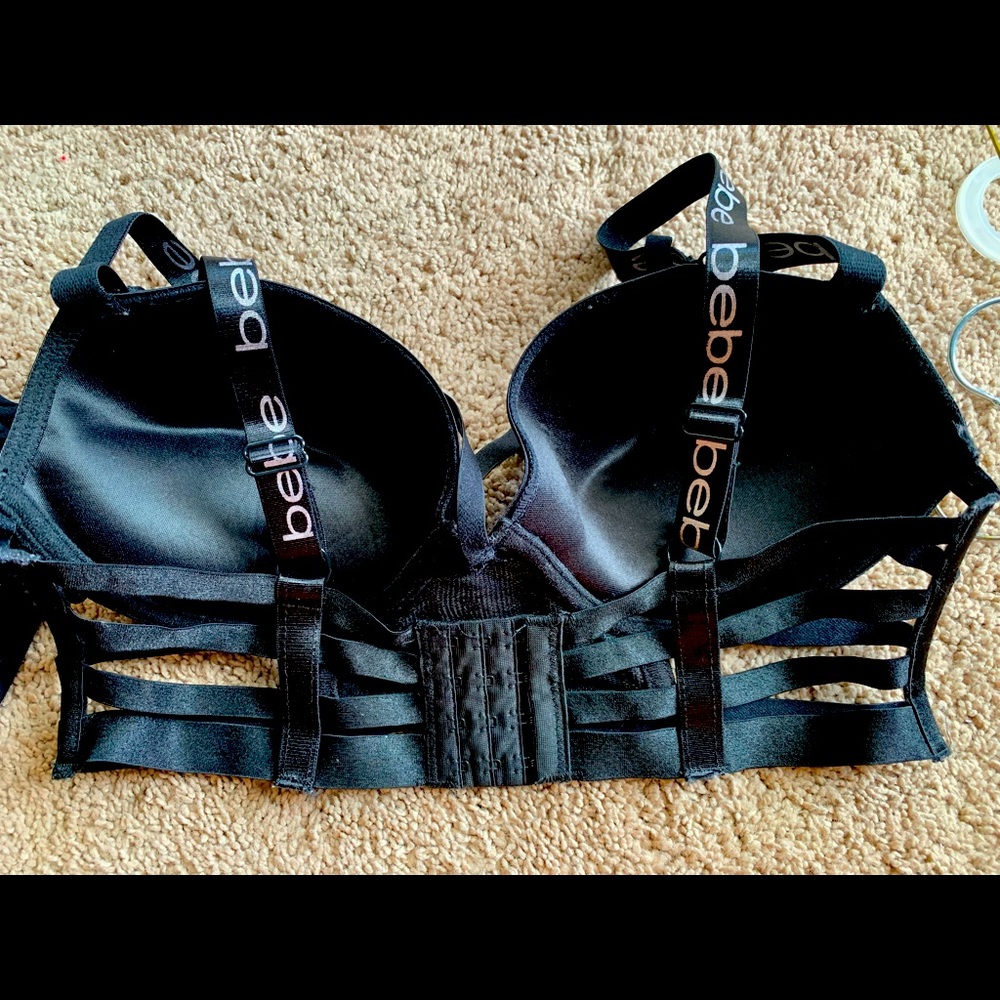 This super sexy bra is HOT🔥.